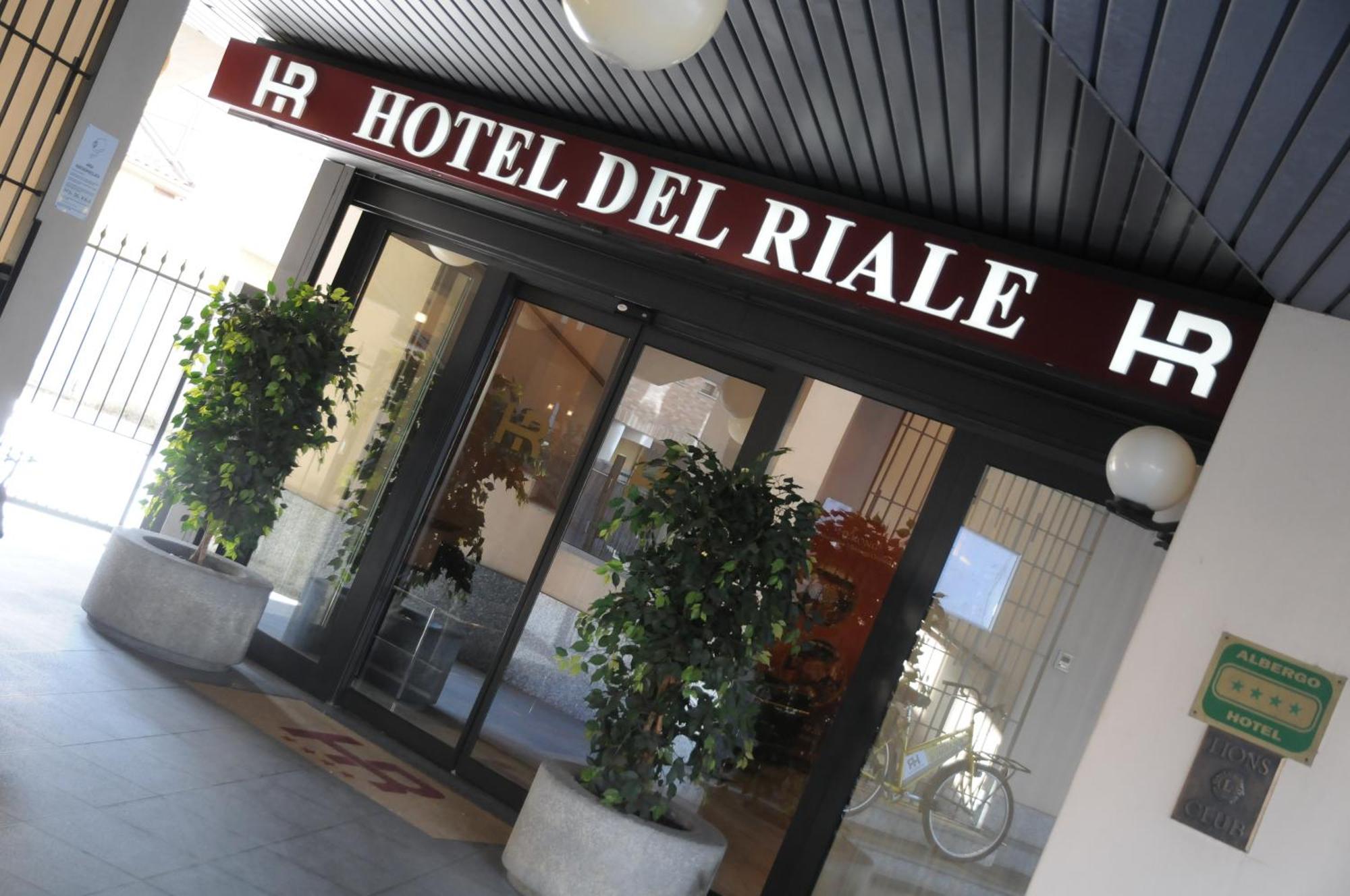 Hotel Del Riale Parabiago Exterior foto